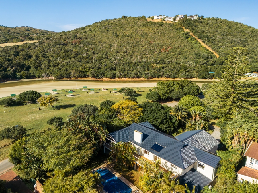 5 Bedroom Property for Sale in Leisure Isle Western Cape